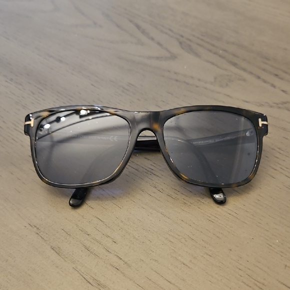 Tom Ford Black and Brown Sunglasses - Picture 1 of 3